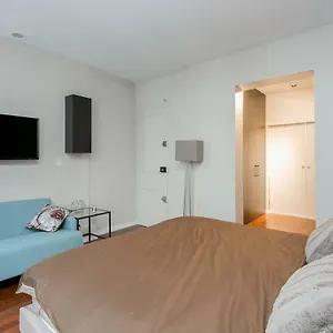 Studio Tour Eiffel Et Champs-elysees Apartment